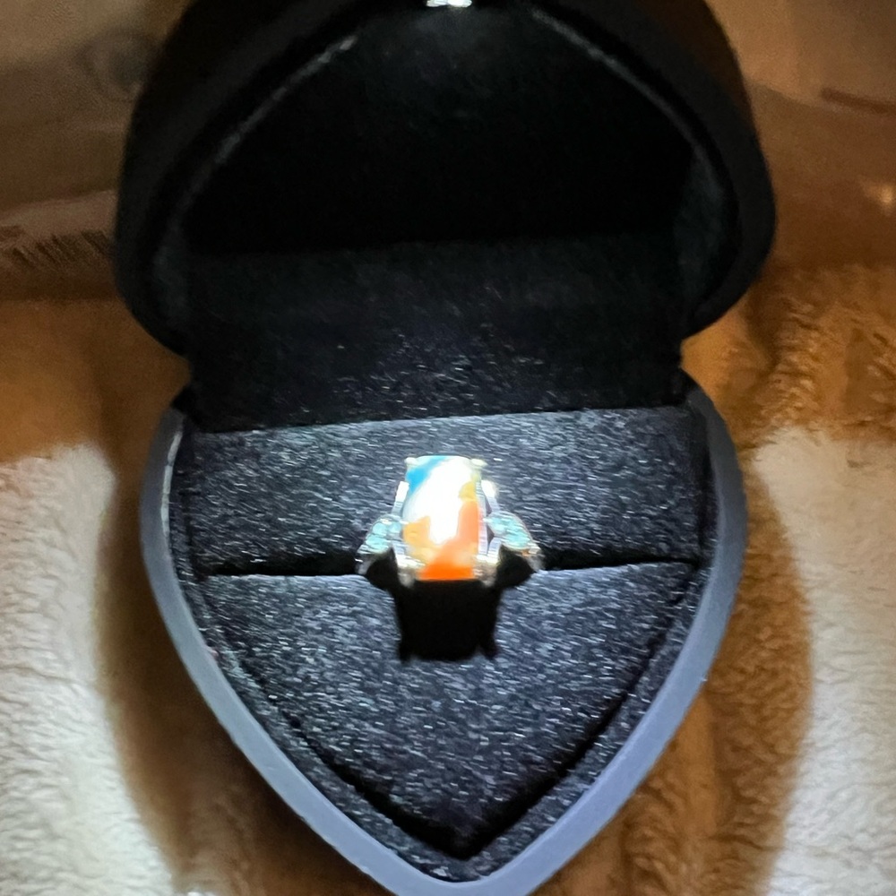 Elegant Silver Multicolor Stone Ring - image 4